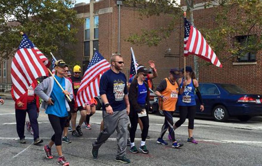 marathonpic2 Retired Navy Veteran Runs in Honor of Fallen Heroes